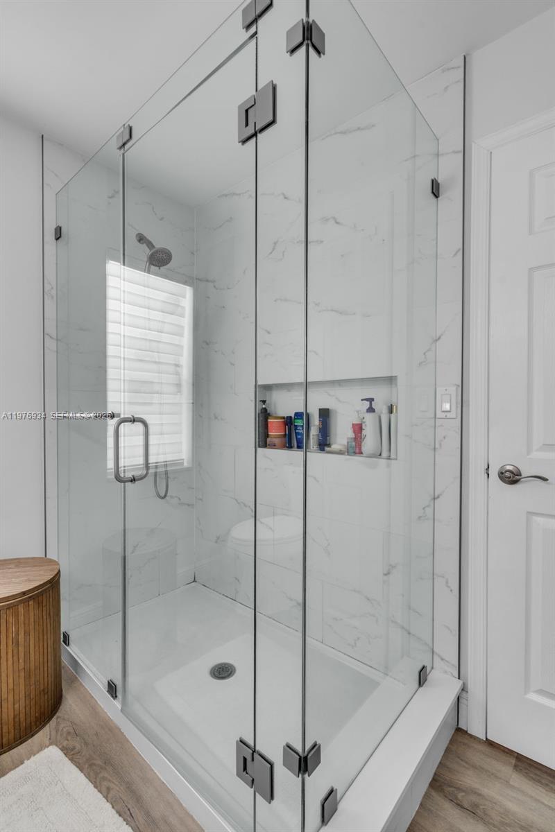 LAND SECTION 8 - Residential