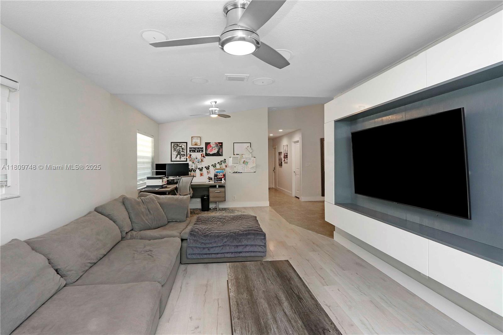 1901 NW 4th St