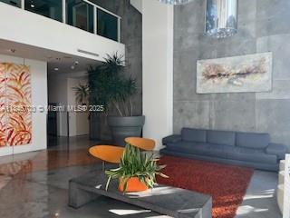 234 NE 3rd St 808