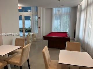 234 NE 3rd St 808