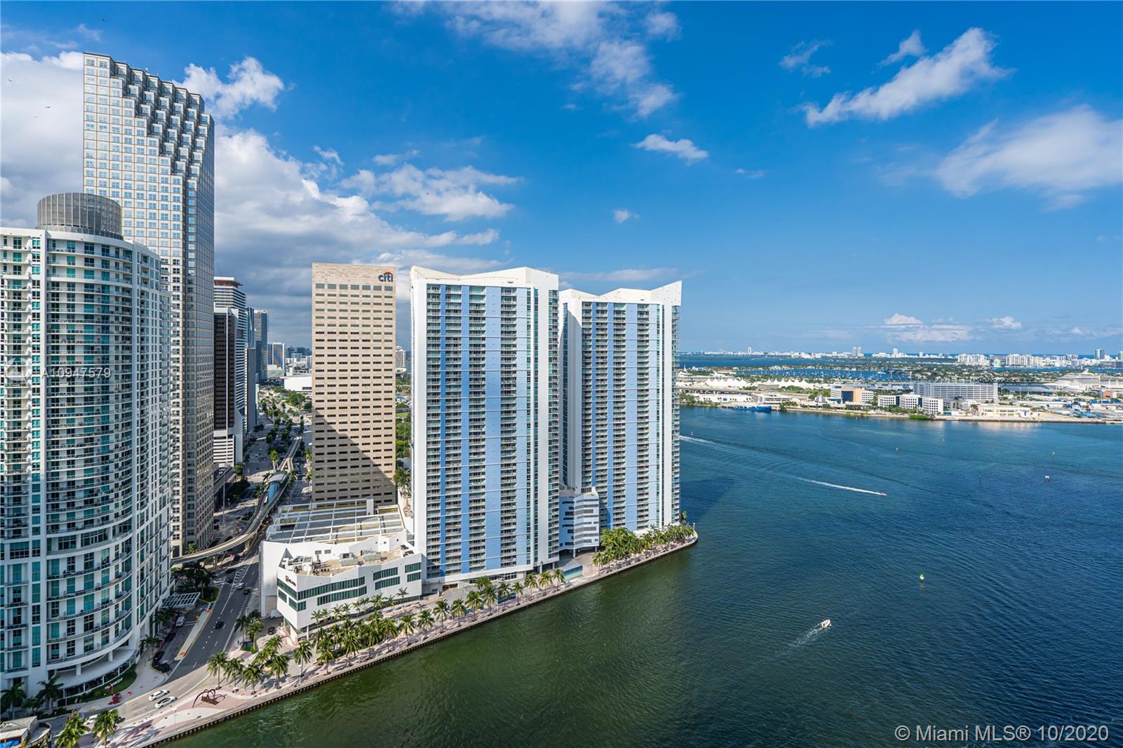 CARBONELL CONDO - Residential