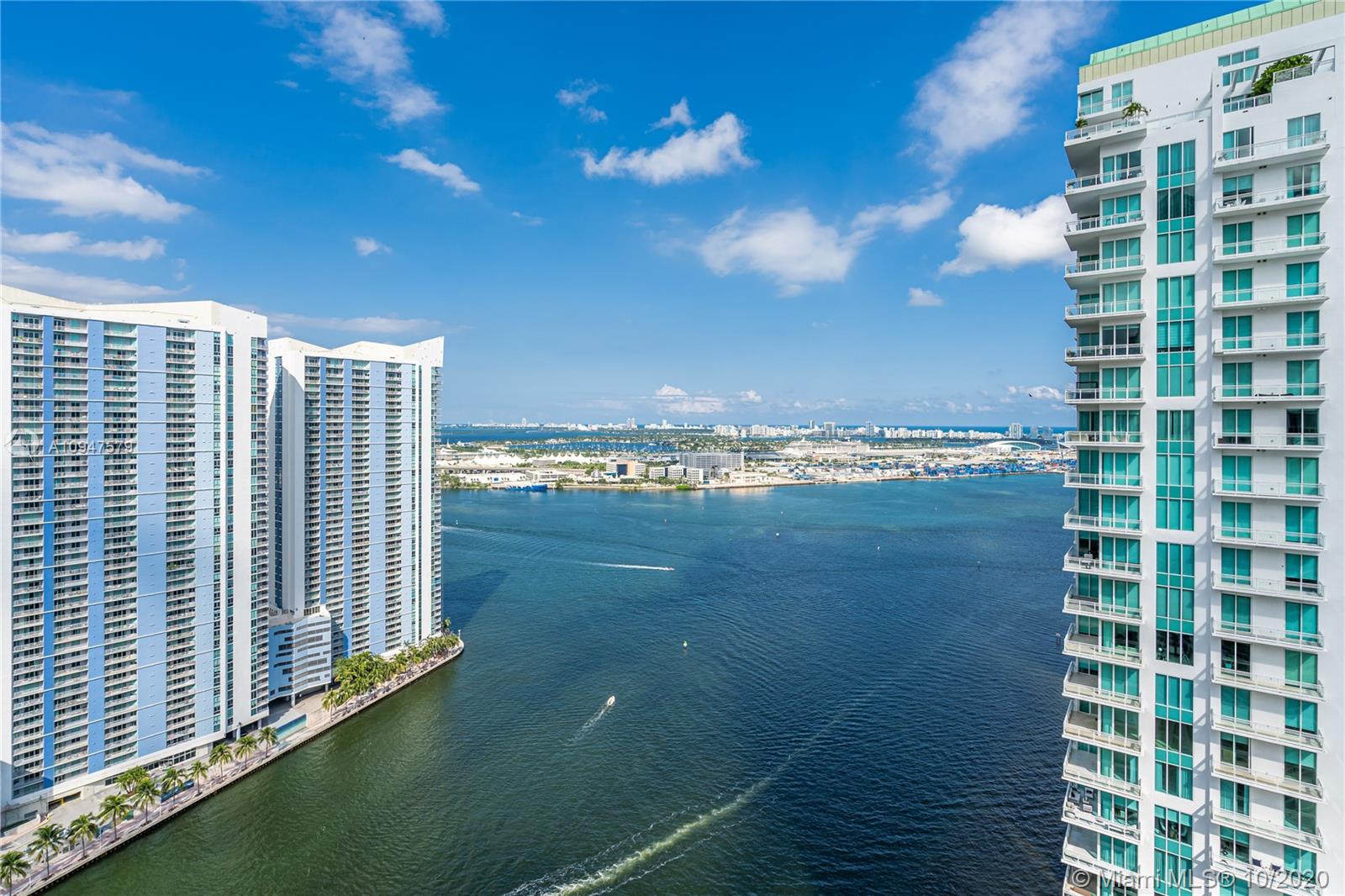 CARBONELL CONDO - Residential