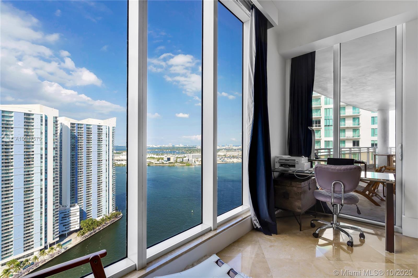 CARBONELL CONDO - Residential