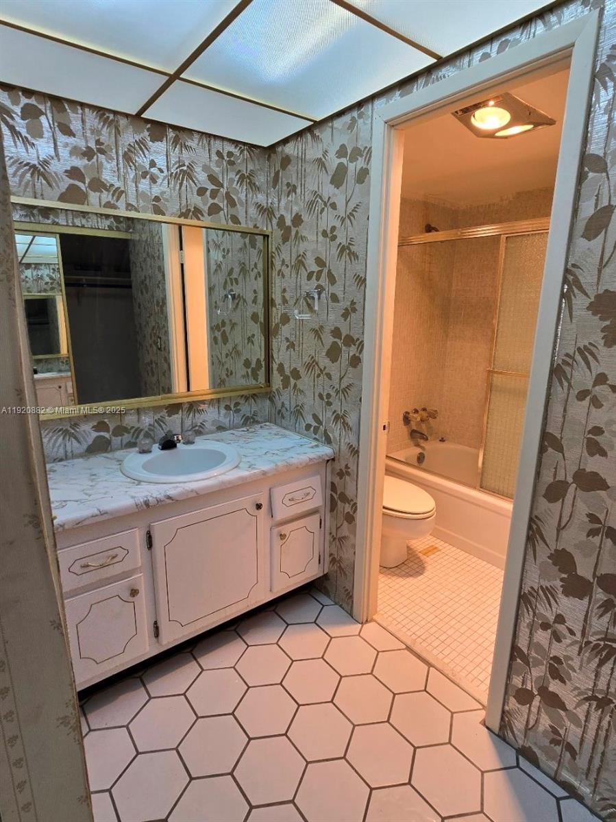 FAIRWAYS RIVIERA CONDO - Residential