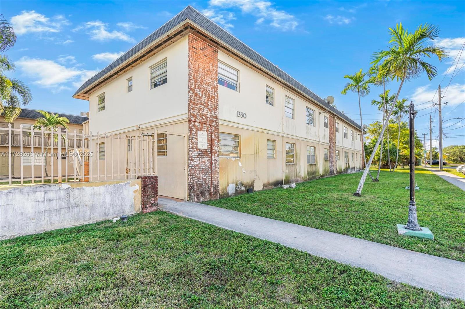 Rental Property at 1350 Ne 119th St 135007, Miami, Broward County, Florida - Bedrooms: 2 
Bathrooms: 2  - $1,750 MO.
