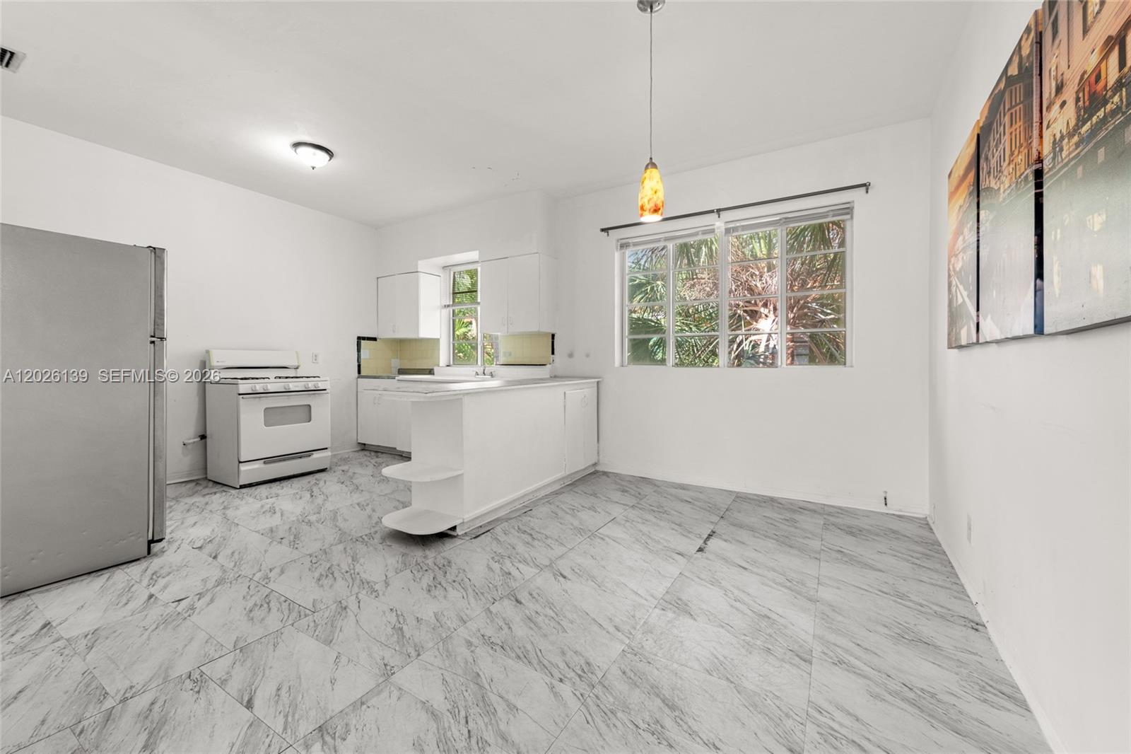 ALTON BEACH BAY FRONT RE- - Residential