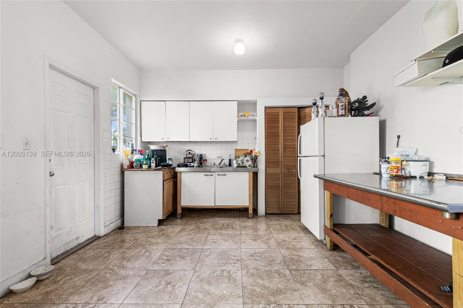 ALTON BEACH BAY FRONT RE- - Residential