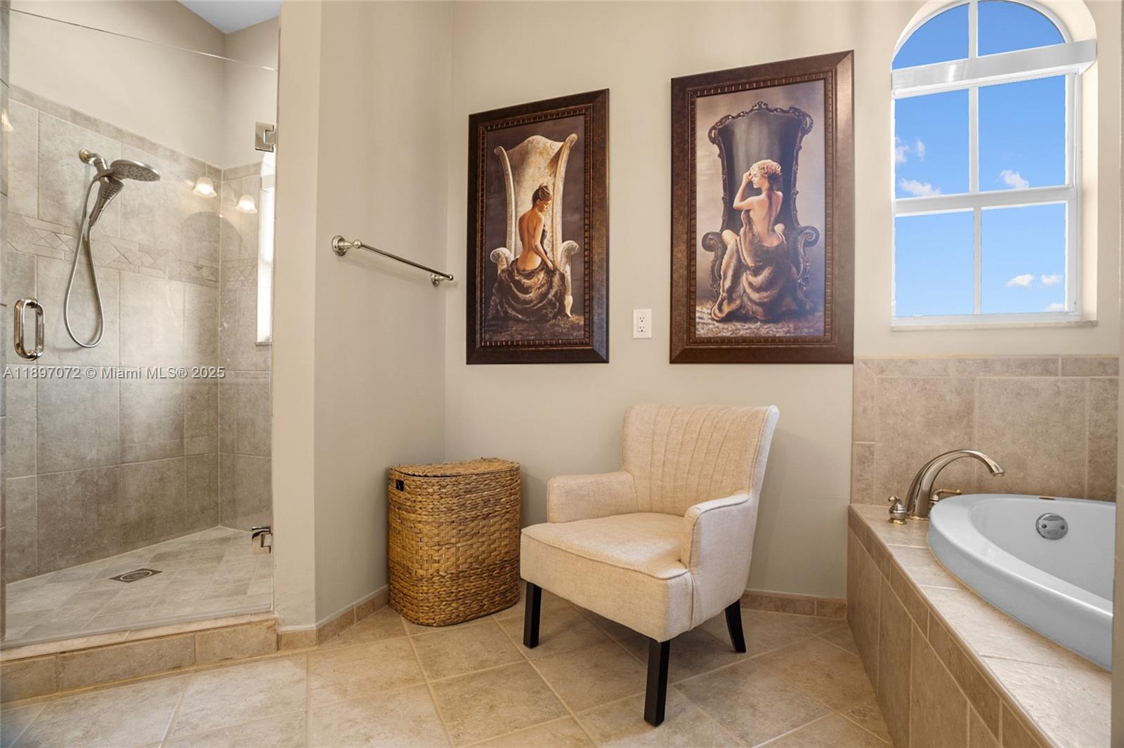 OCEAN BAY VILLAS, A CONDO - Residential