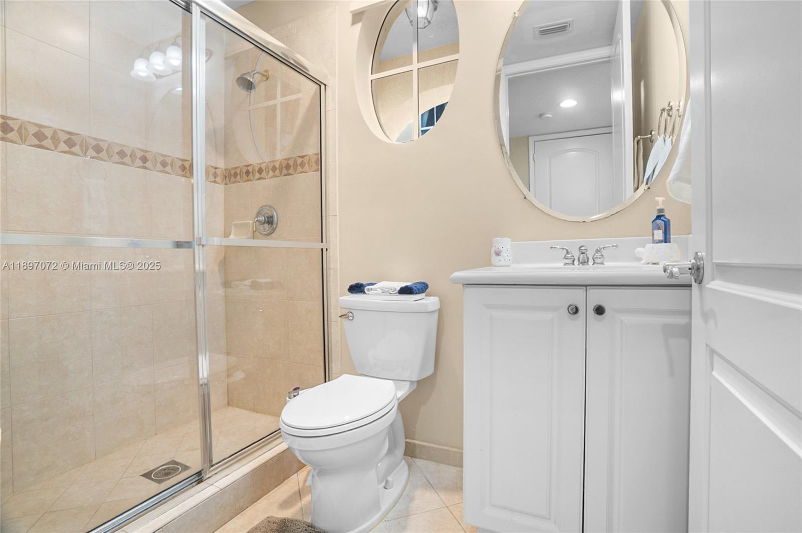 OCEAN BAY VILLAS, A CONDO - Residential