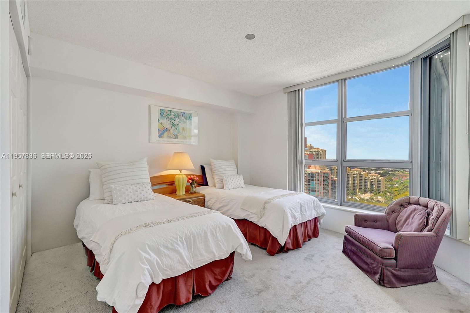 MYSTIC POINTE TOWER 500 C - Residential