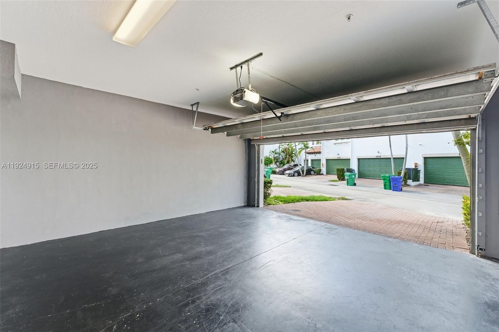 MONTCLAIR CONDO - Residential