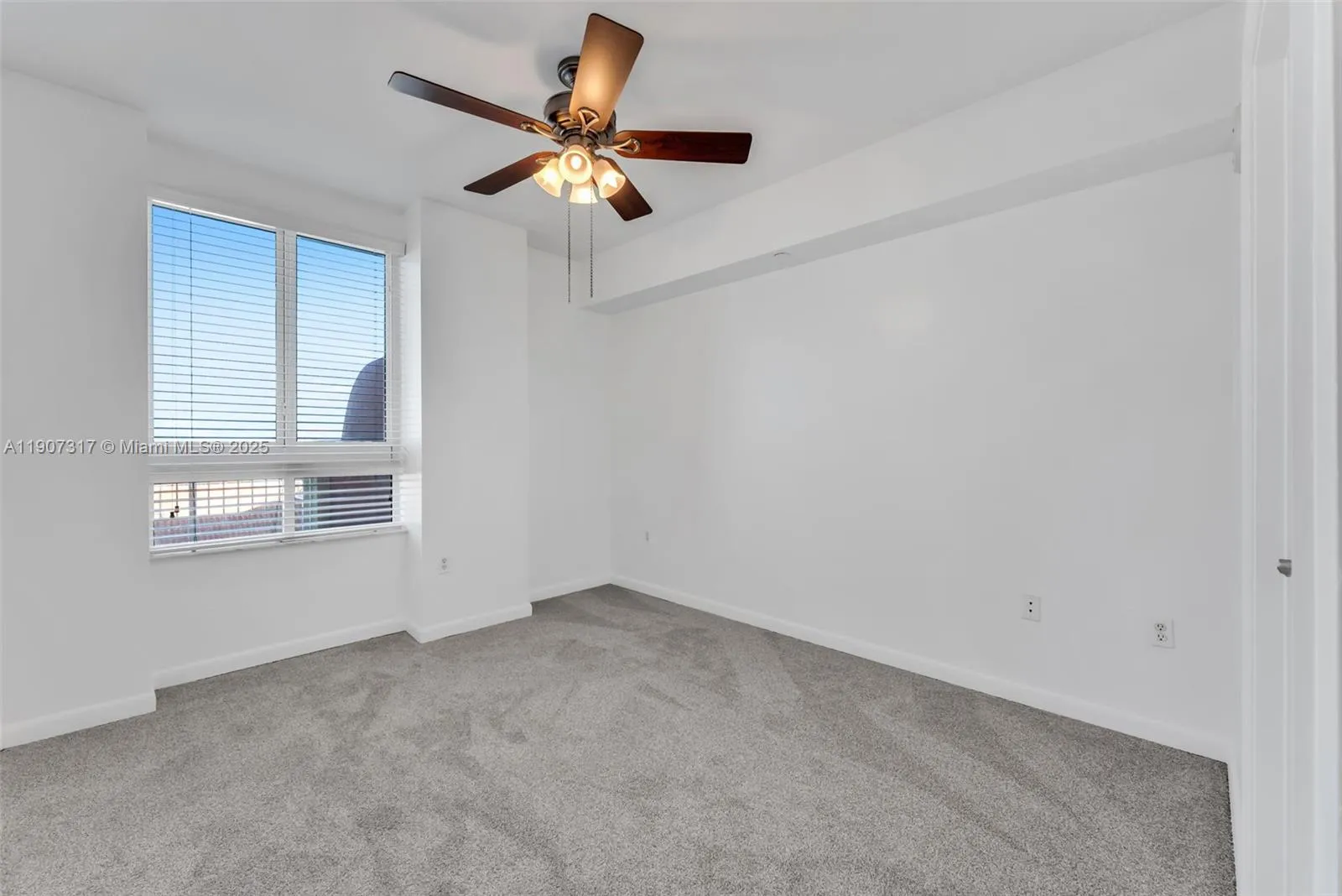 Miami, Florida 33156, United States, 2 Bedrooms Bedrooms, ,2 BathroomsBathrooms,Residential,Active,237771