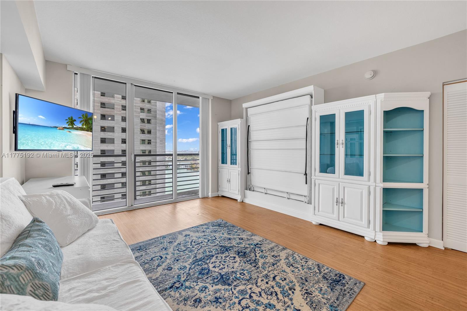 335 S Biscayne Blvd 2706, Miami, Broward County, Florida - 1 Bathrooms - 