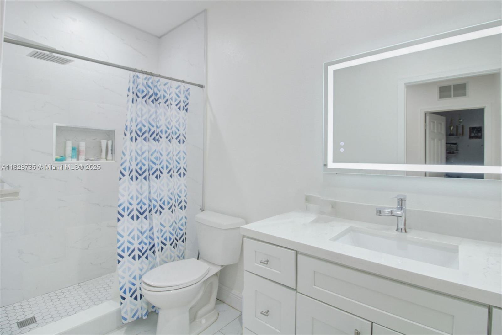 ISLA MARGARITA AT DORAL - Residential