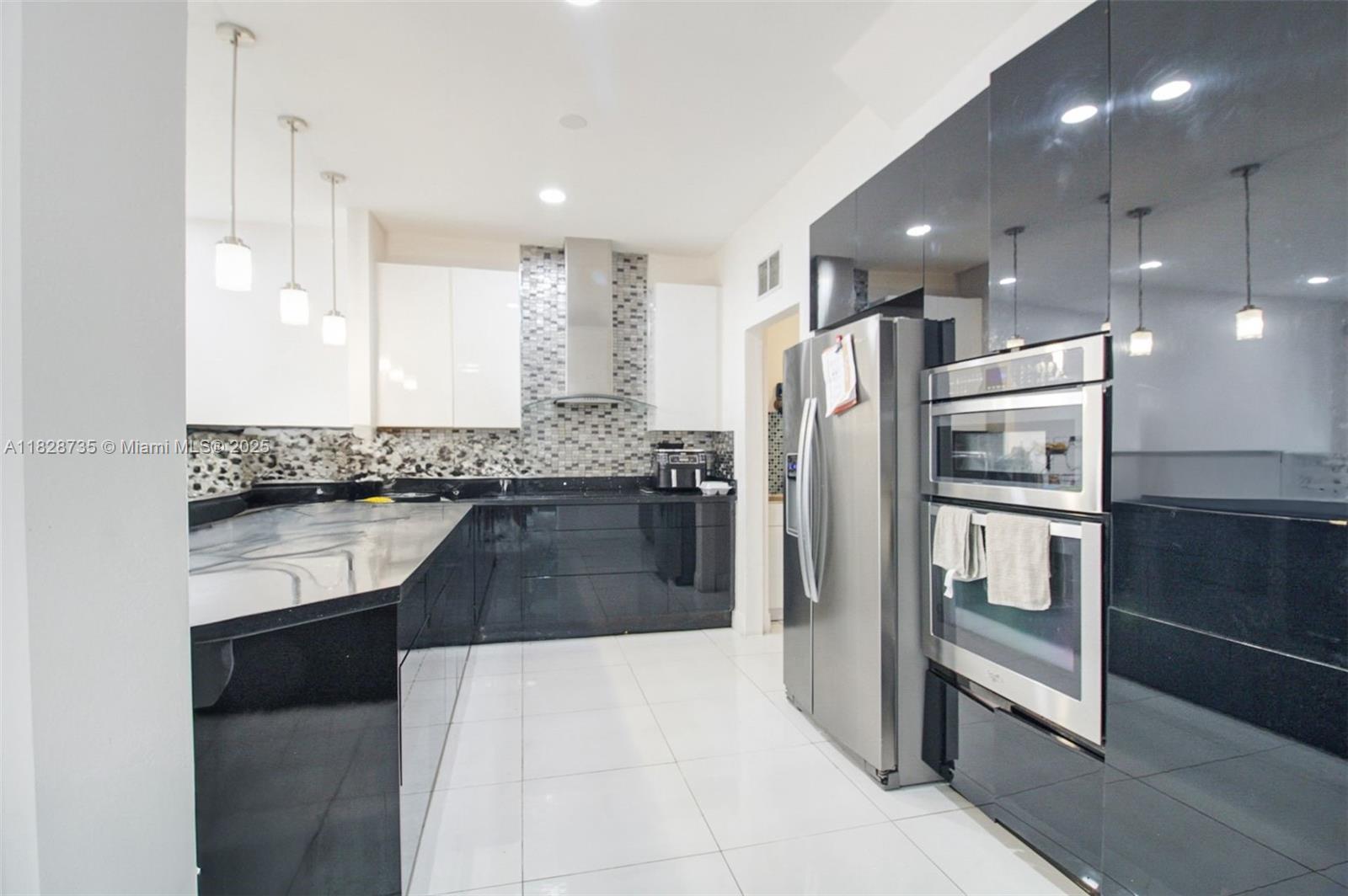 ISLA MARGARITA AT DORAL - Residential