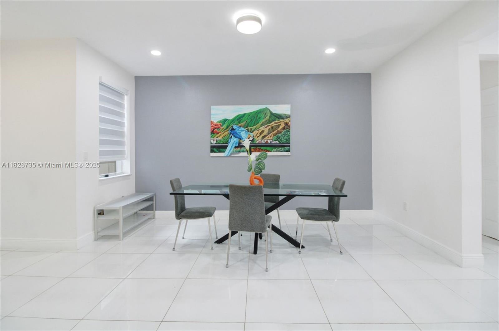 ISLA MARGARITA AT DORAL - Residential