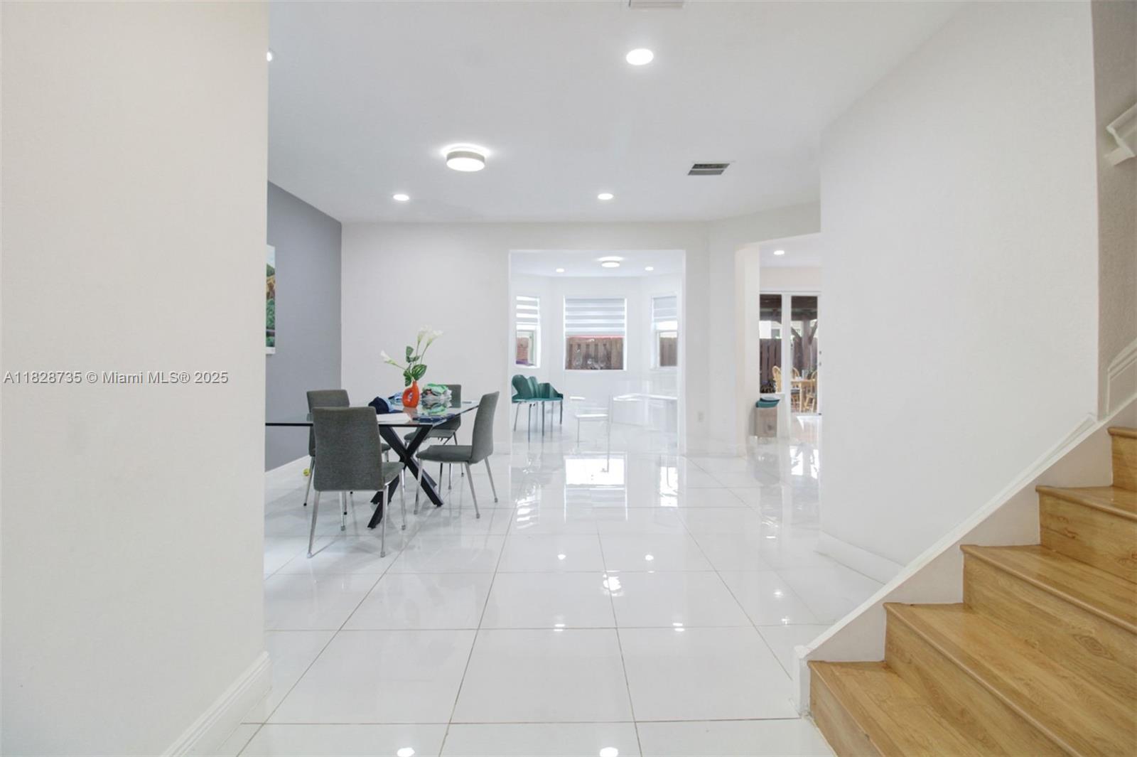 ISLA MARGARITA AT DORAL - Residential