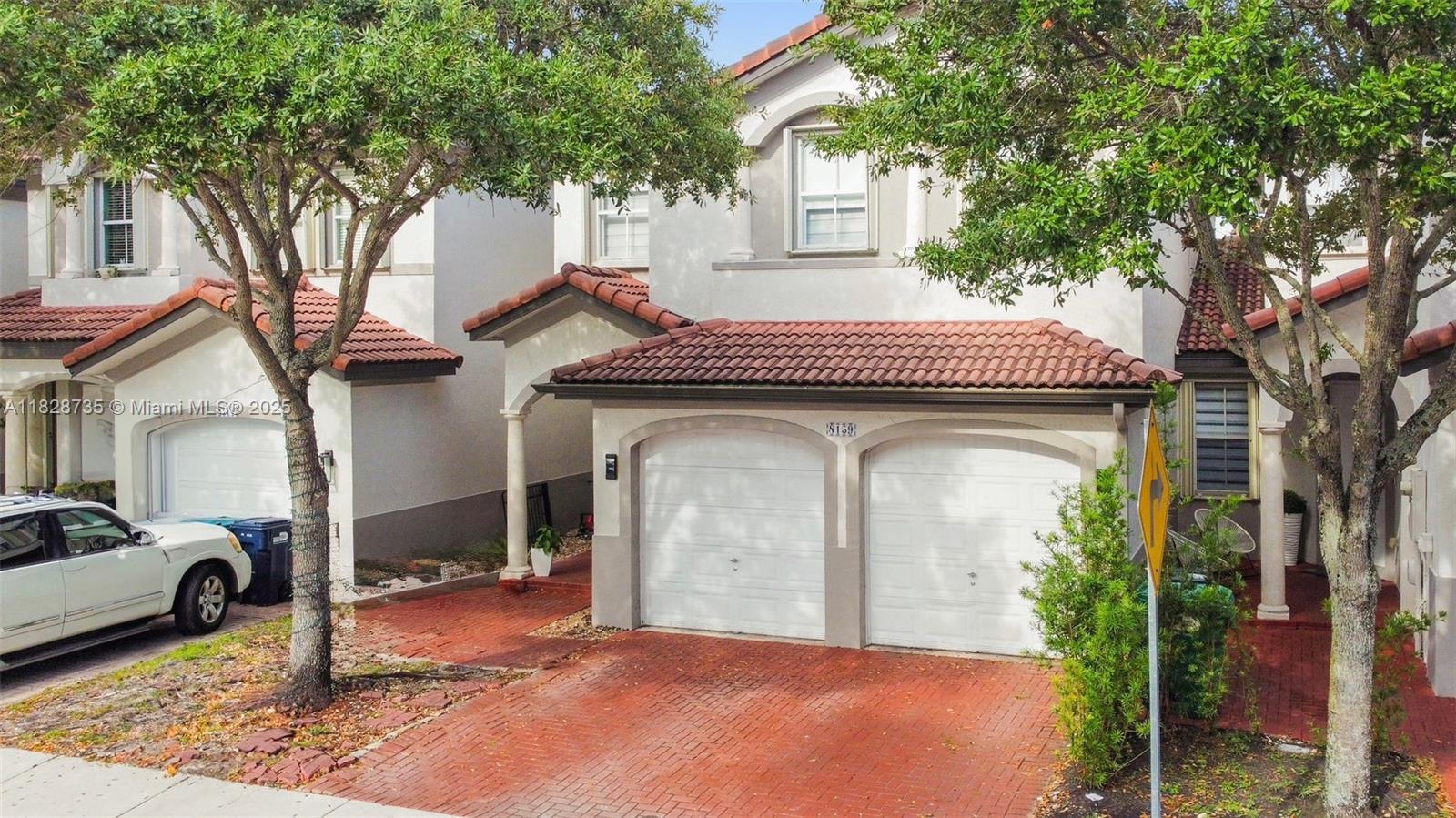 ISLA MARGARITA AT DORAL - Residential