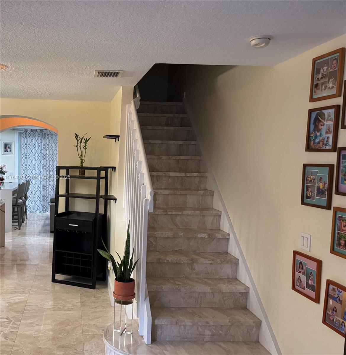 VILLAS AT HARBOR ISLES CO - Residential