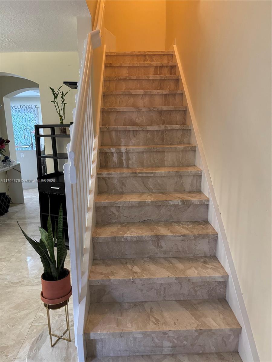 VILLAS AT HARBOR ISLES CO - Residential