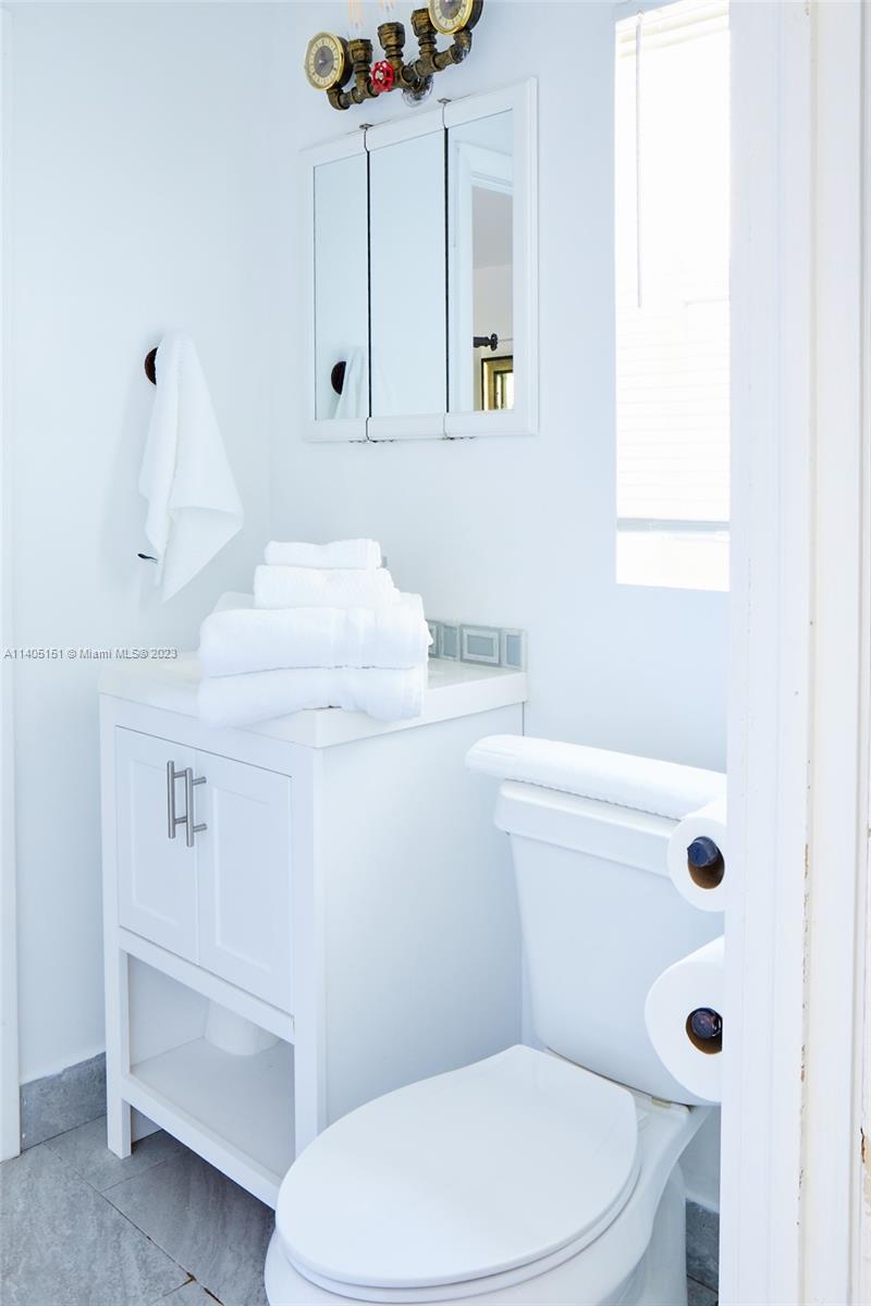 BAYWOOD 1ST ADDN RESUB - Residential