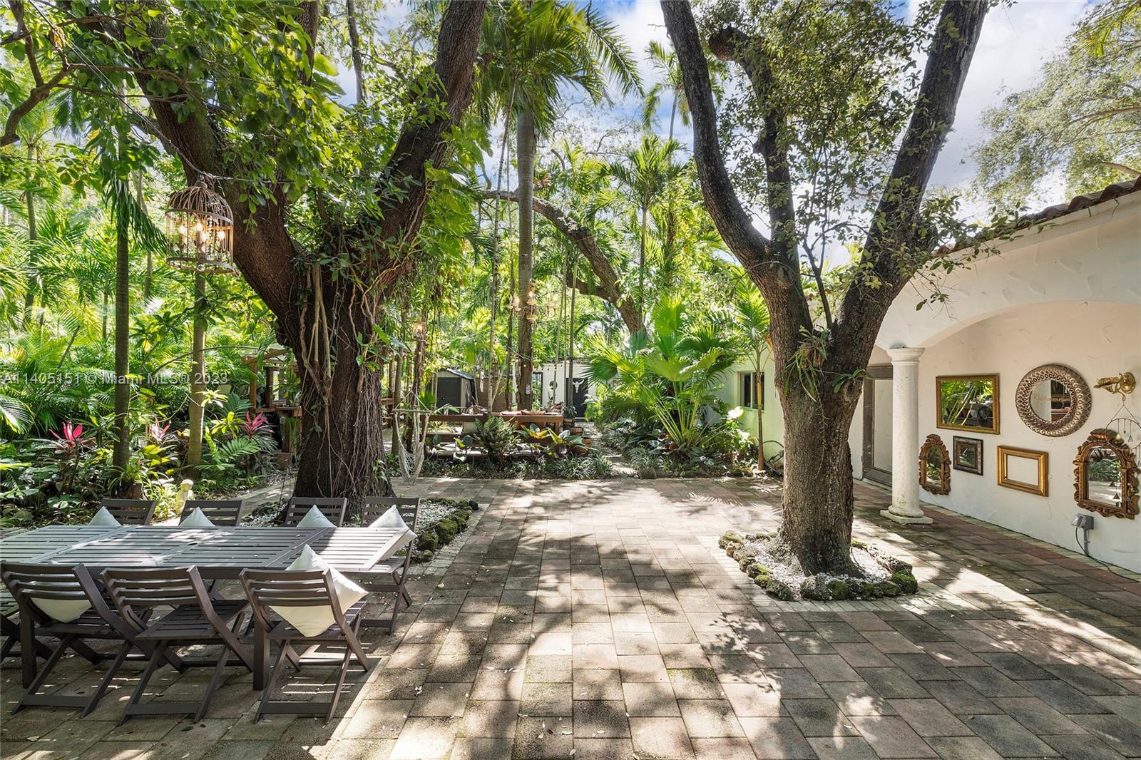 BAYWOOD 1ST ADDN RESUB - Residential