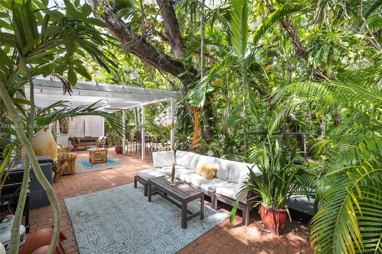 BAYWOOD 1ST ADDN RESUB - Residential