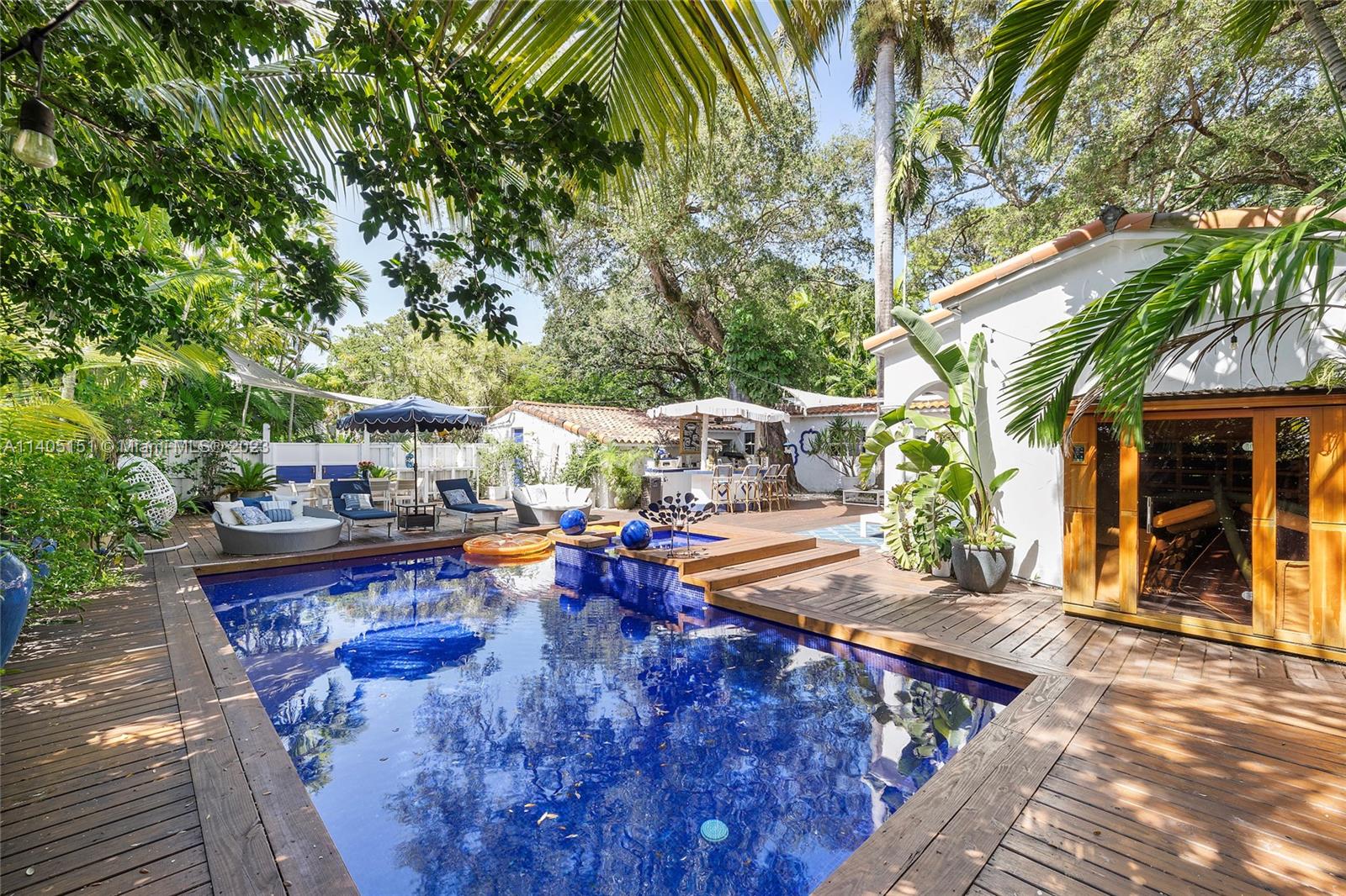 BAYWOOD 1ST ADDN RESUB - Residential