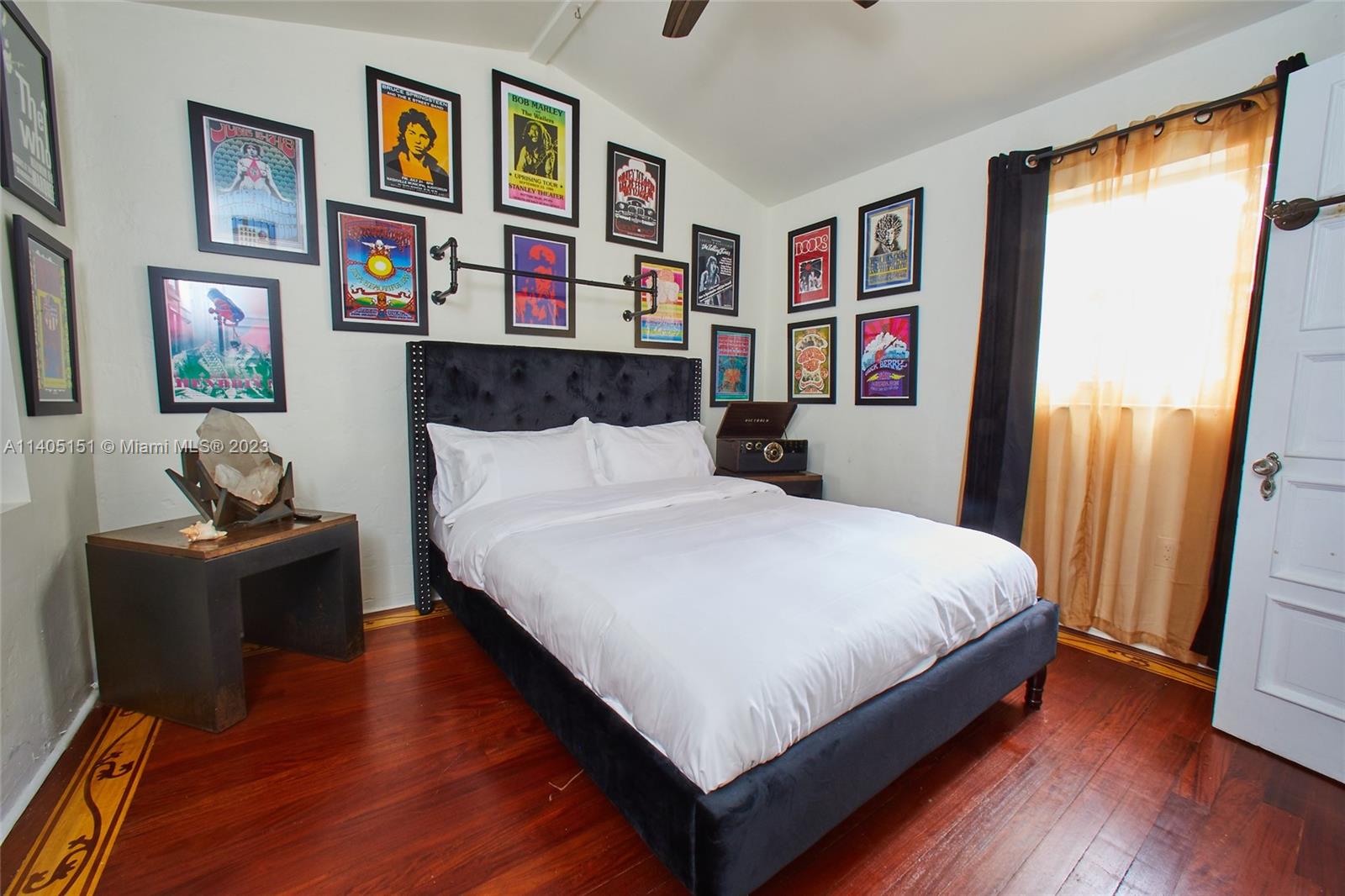 BAYWOOD 1ST ADDN RESUB - Residential