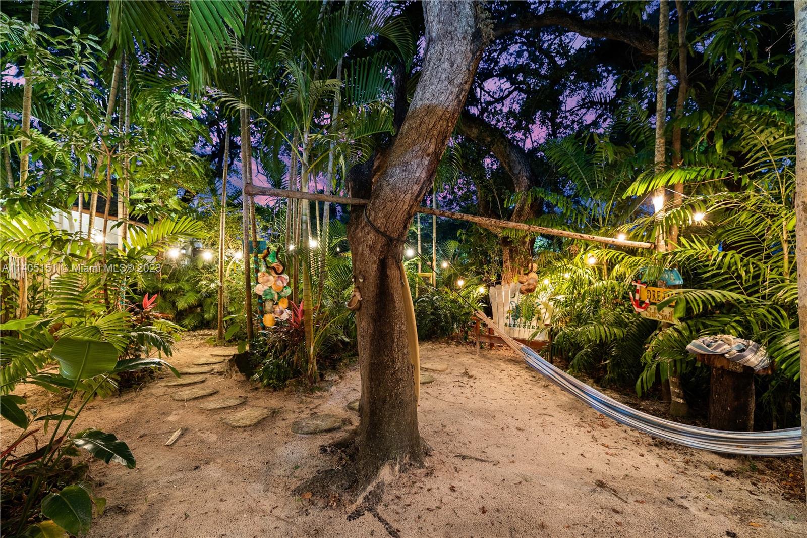 BAYWOOD 1ST ADDN RESUB - Residential