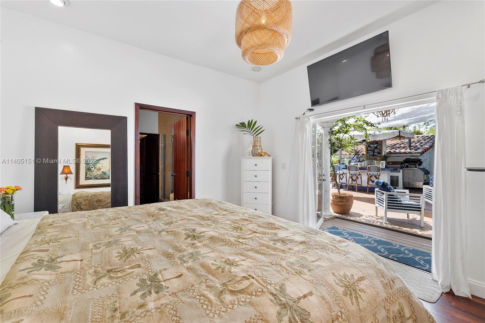 BAYWOOD 1ST ADDN RESUB - Residential