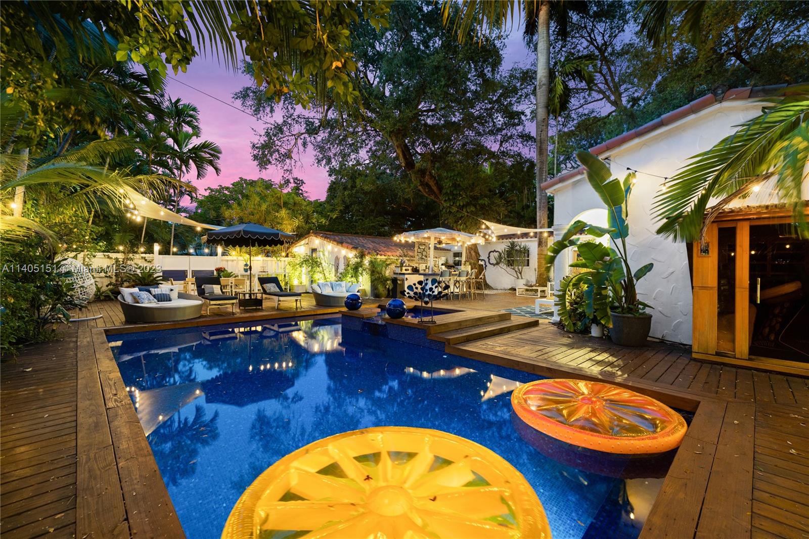 BAYWOOD 1ST ADDN RESUB - Residential