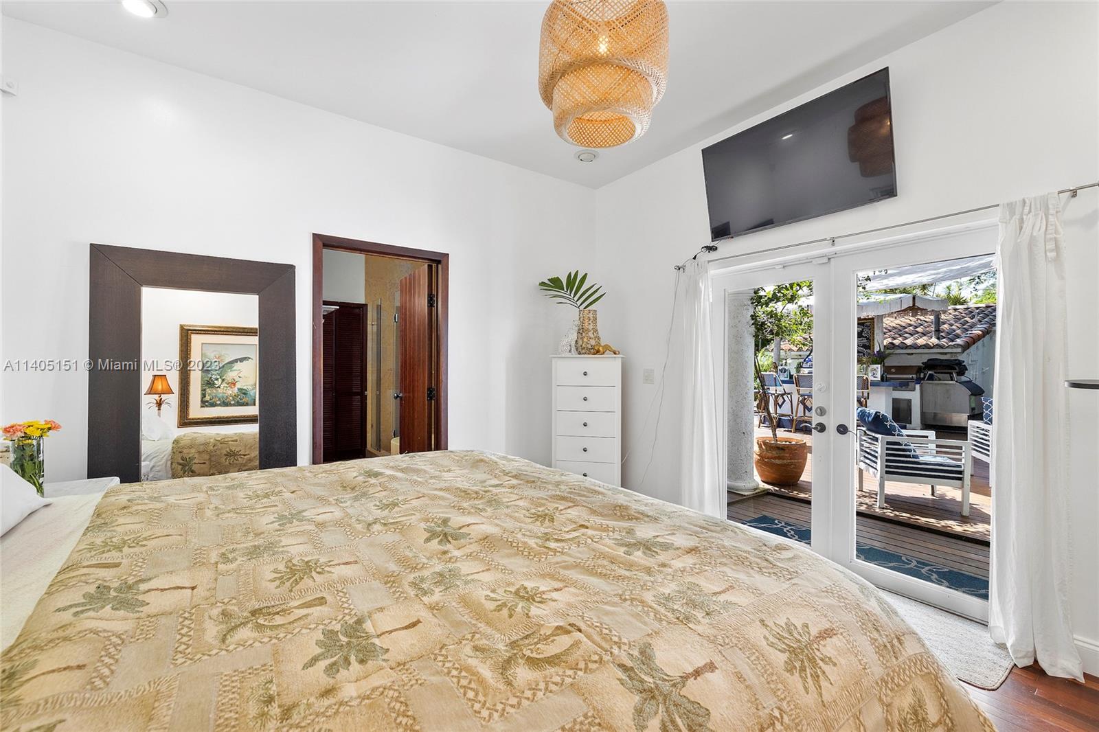 BAYWOOD 1ST ADDN RESUB - Residential