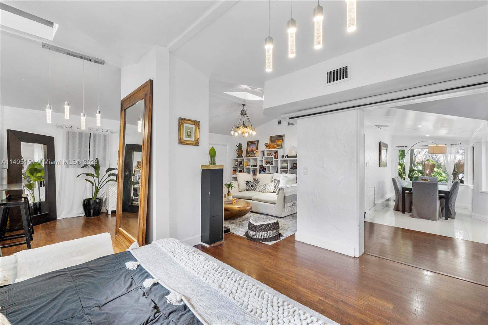 BAYWOOD 1ST ADDN RESUB - Residential