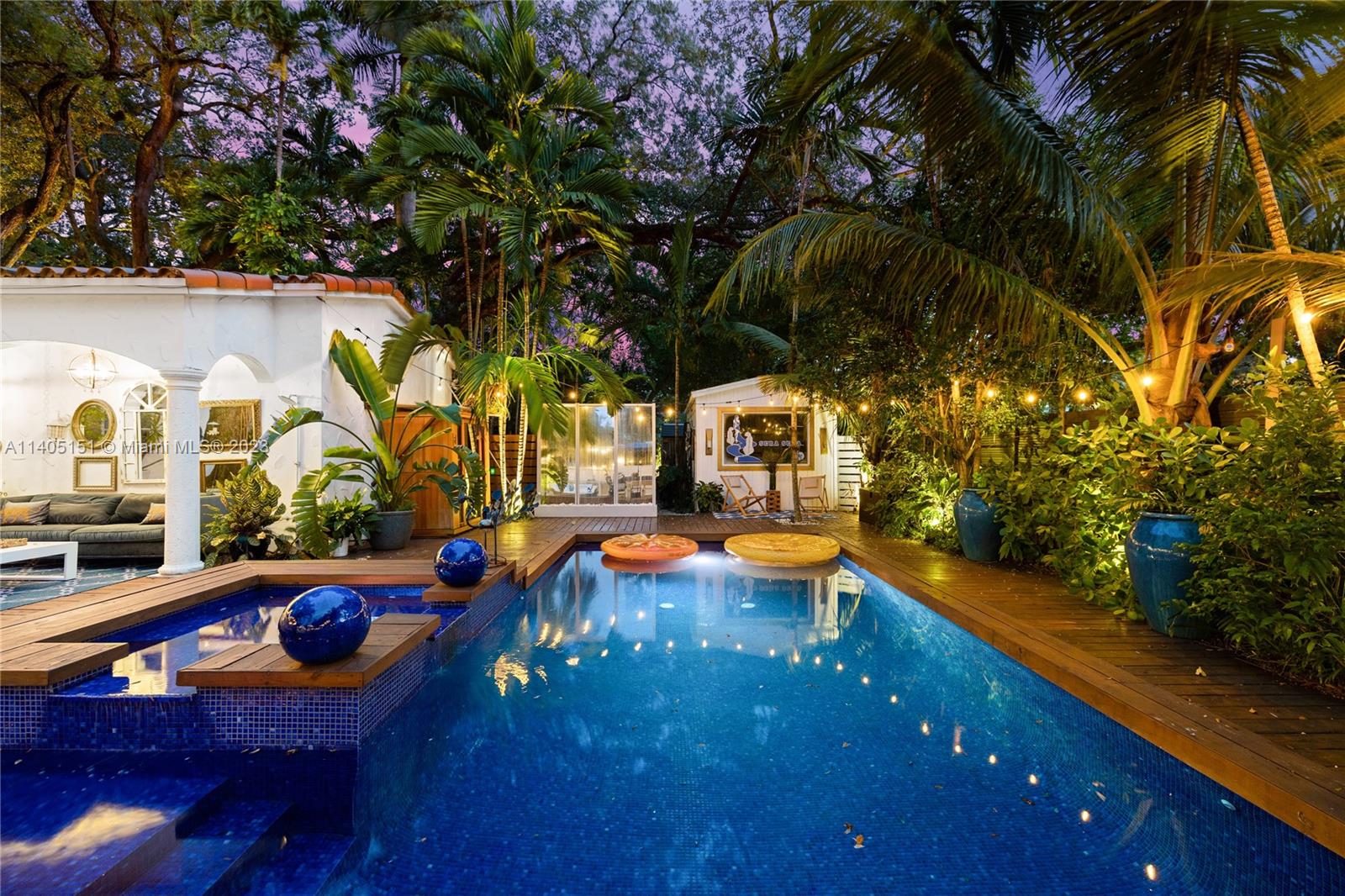 BAYWOOD 1ST ADDN RESUB - Residential