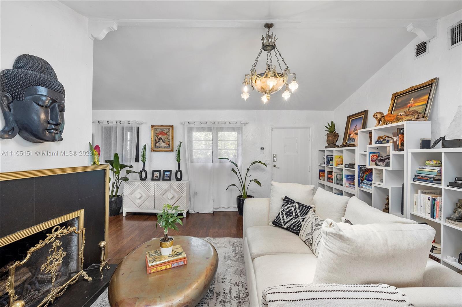 BAYWOOD 1ST ADDN RESUB - Residential