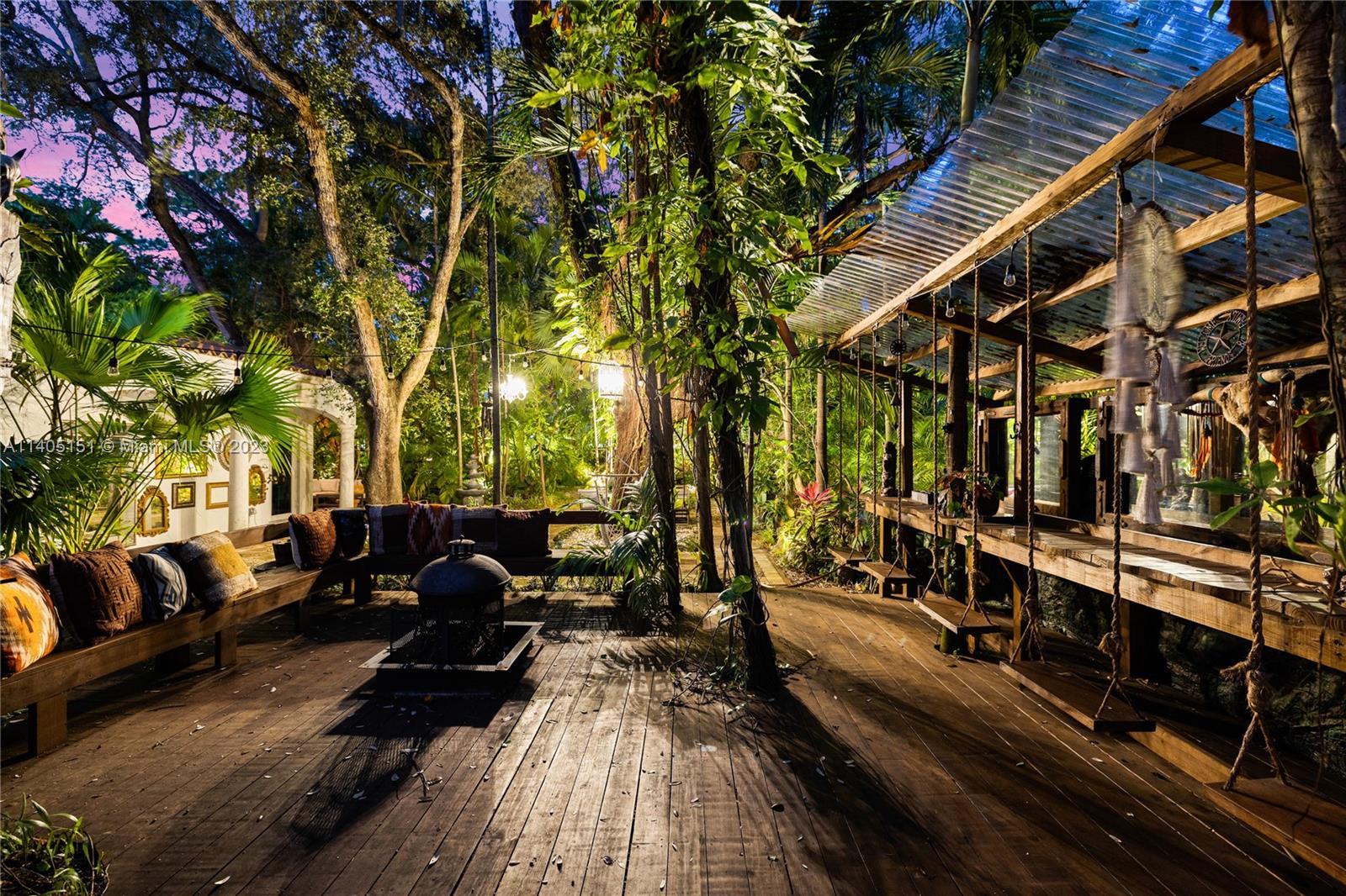 BAYWOOD 1ST ADDN RESUB - Residential