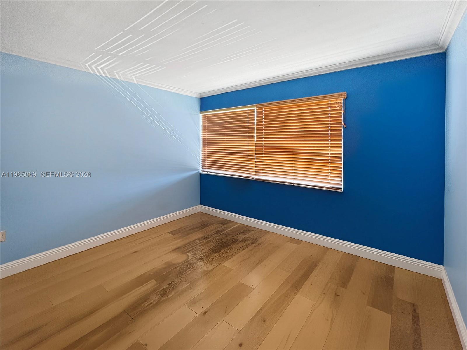 TOWERS OF WESTLAND CONDO - Residential Lease