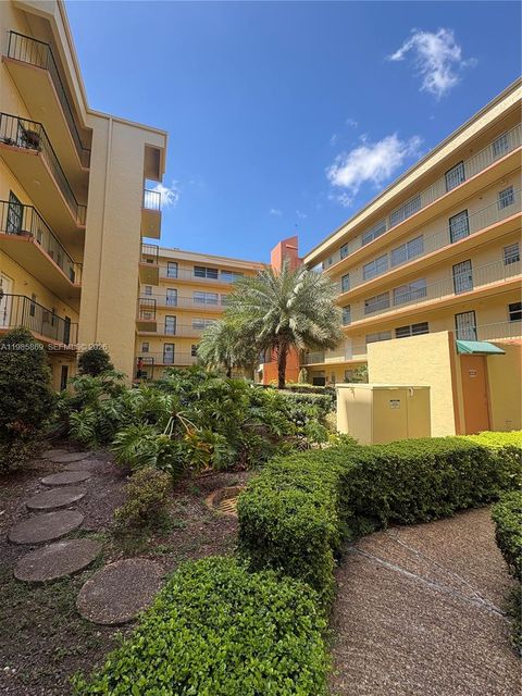 4525 W 20th Ave 529 Hialeah FL 33012