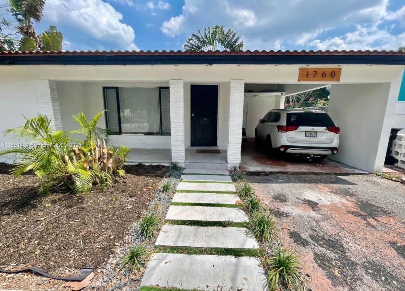 LAKE RIDGE - Residential