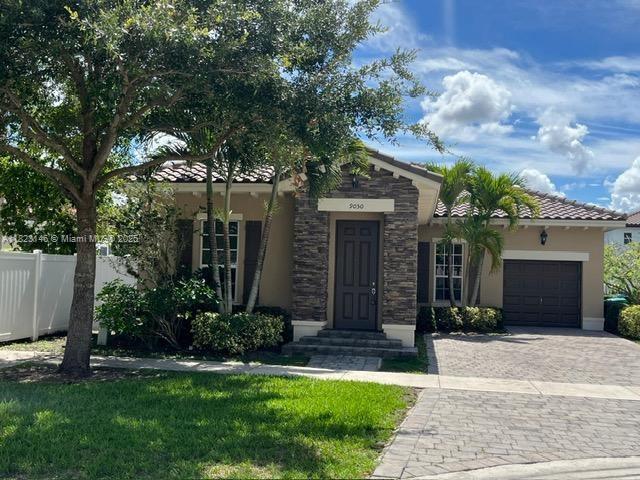 KENDALL COMMONS RESIDENTI - Residential Lease