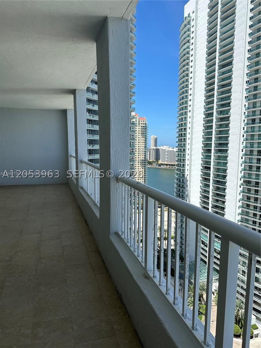 170 SE 14th St 2604