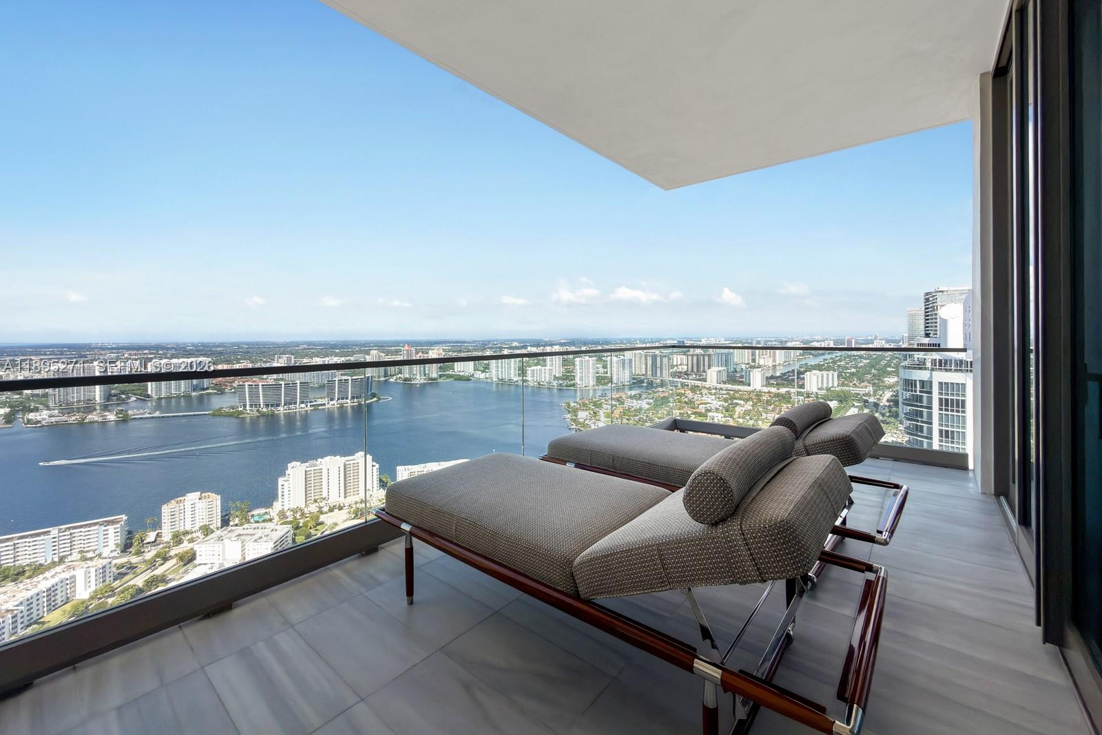NORTH BISCAYNE BEACH AMEN - Residential