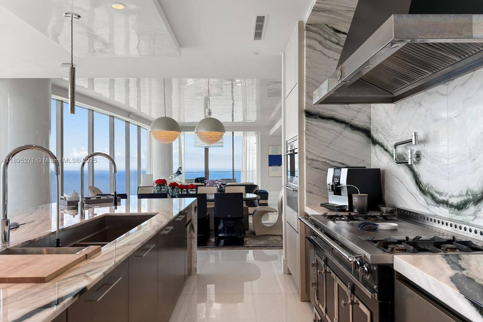 NORTH BISCAYNE BEACH AMEN - Residential
