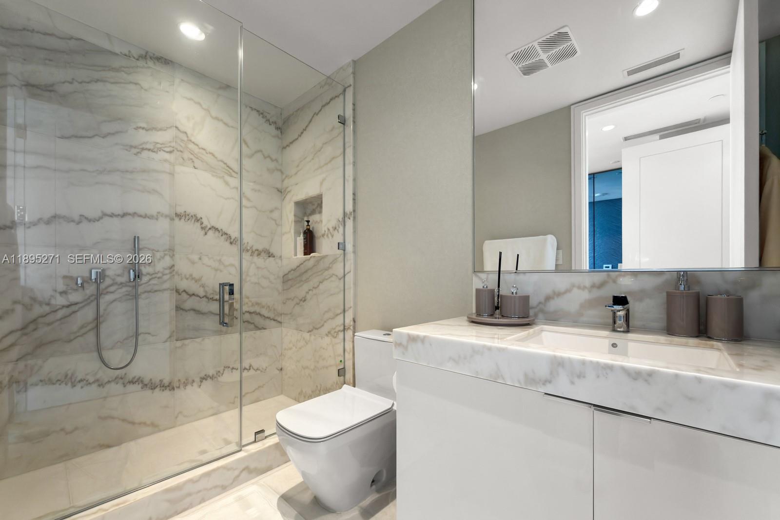 NORTH BISCAYNE BEACH AMEN - Residential