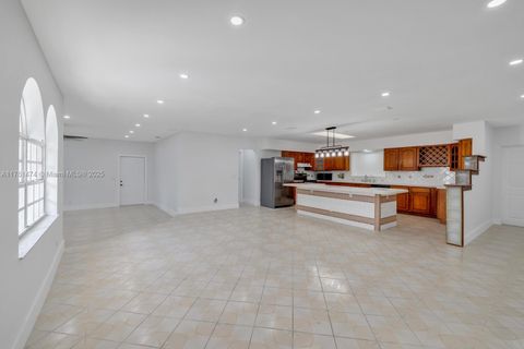 22445 SW 264th St Homestead FL 33031