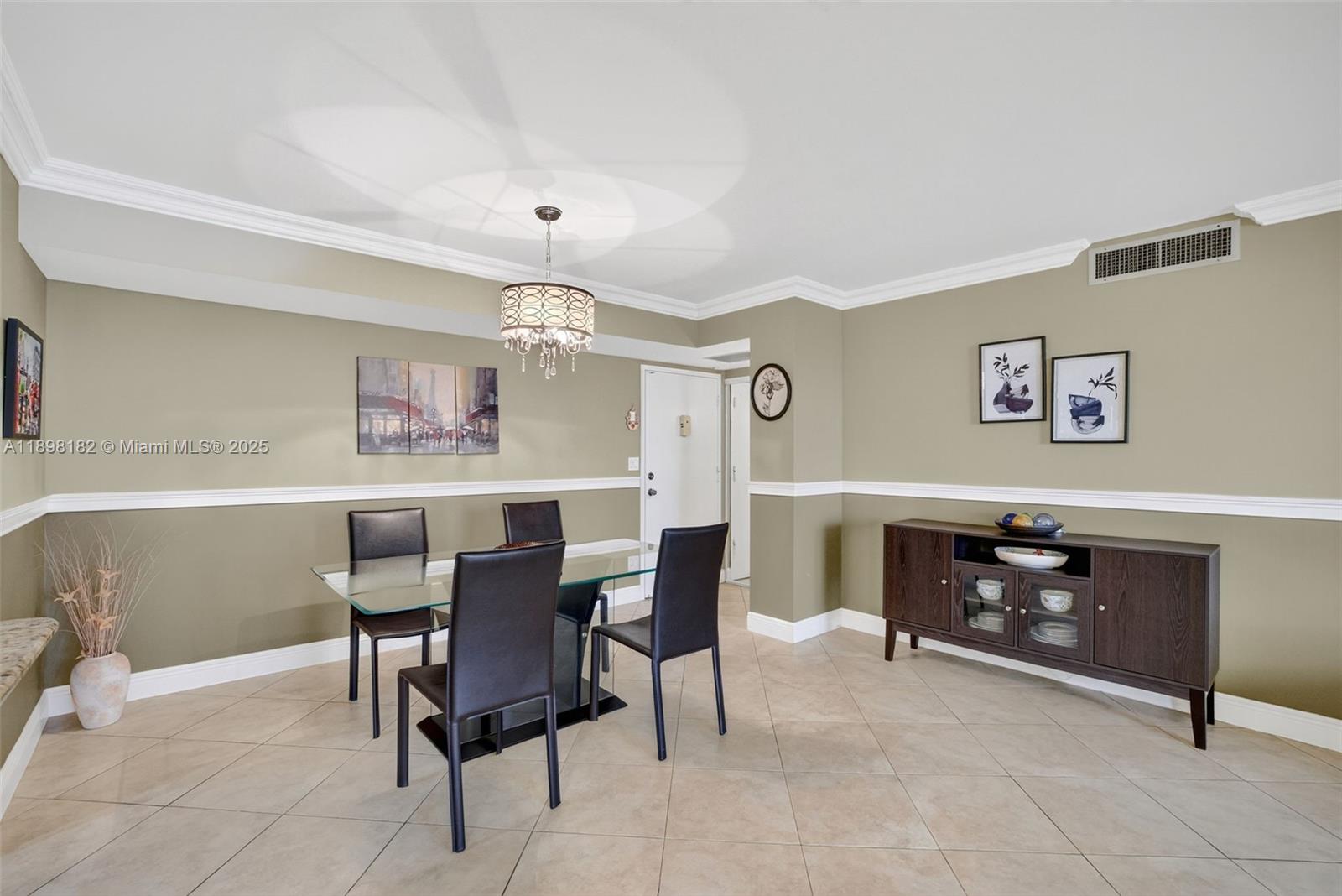 PLAZA TOWERS NORTH CONDO - Residential