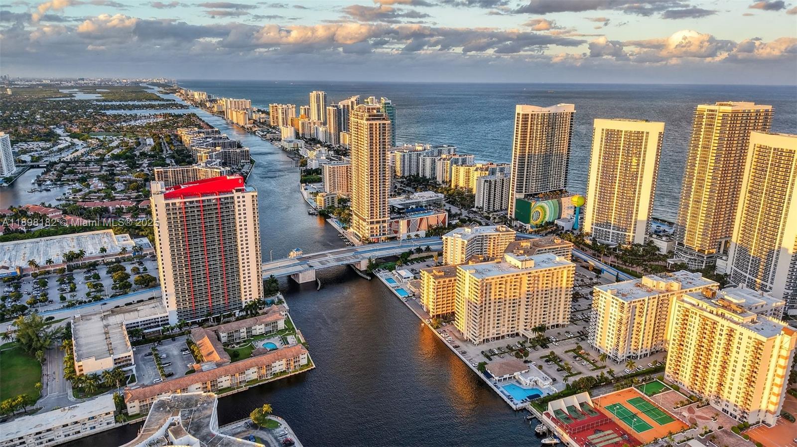 PLAZA TOWERS NORTH CONDO - Residential