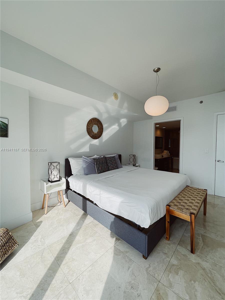 ICON BRICKELL CONDO NO 3 - Residential Lease