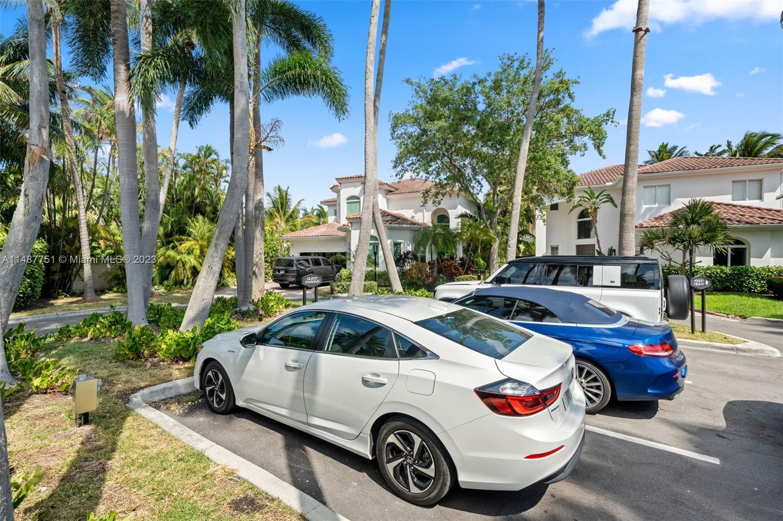 GOLDEN GATE ESTATES & MAR - Residential